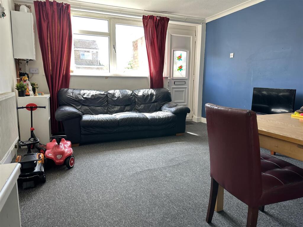 Lounge Dining Room