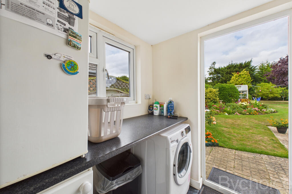 CAM05454G0-PR0045-STILL005