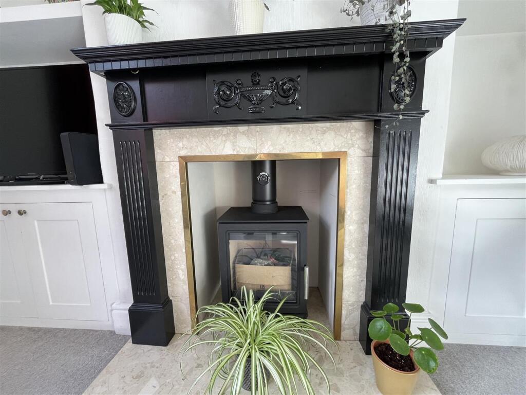 Lounge Fireplace Feature