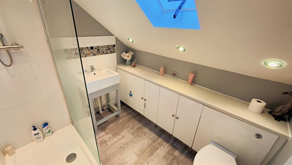 shower room.jpg