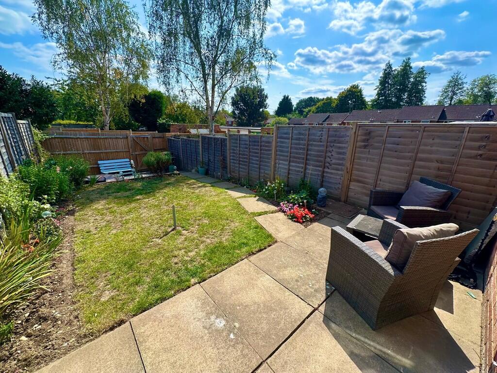 IMG-20250822-WA00...