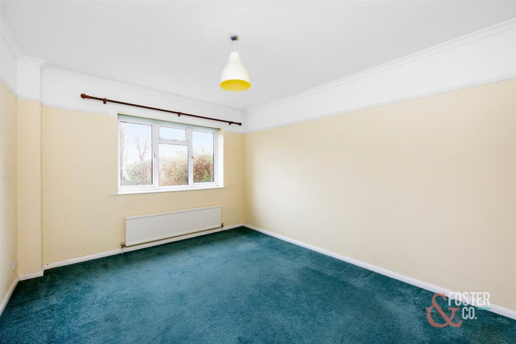 Manor Way, 11_003.jpg