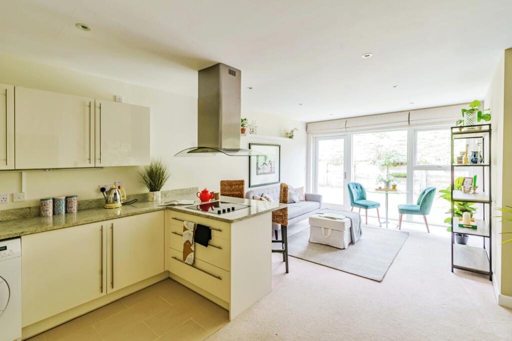Open Plan Kitchen/Lo