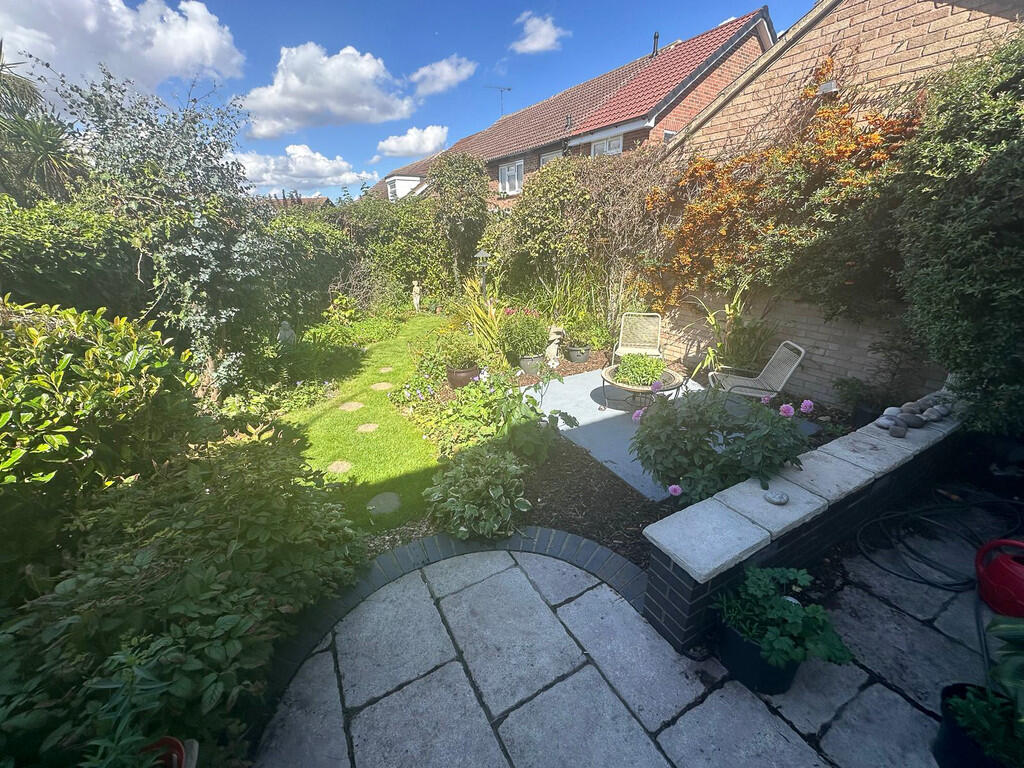 IMG-20250910-WA00...