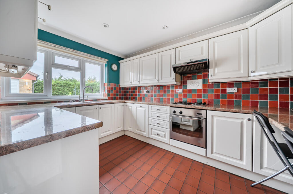 1386656769318b8eee4a5