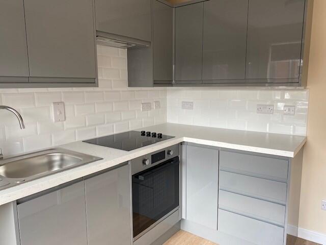 Kitchen (2)