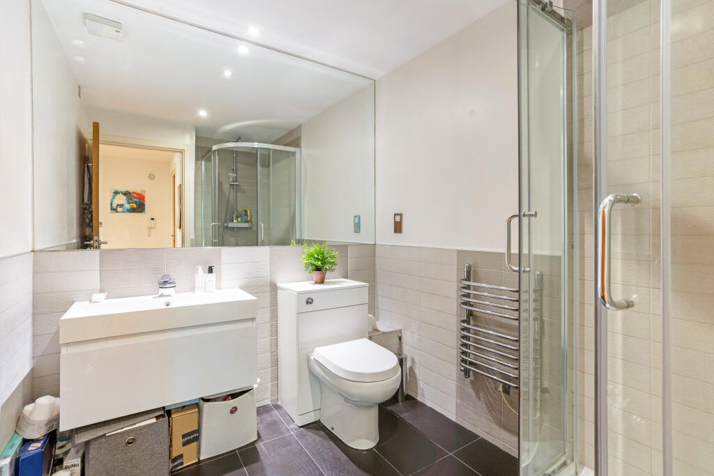 Bathroom 2