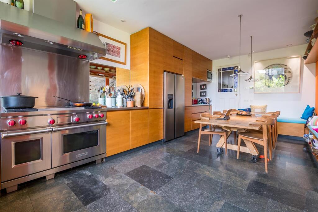 Bushey Hill Road-24.jpg