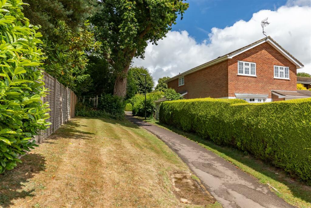 Wealden Way Front