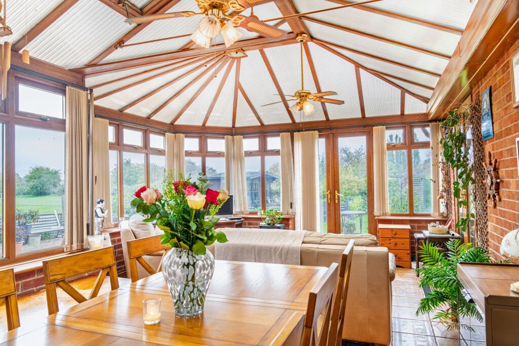 Light and bright dining space at No.6