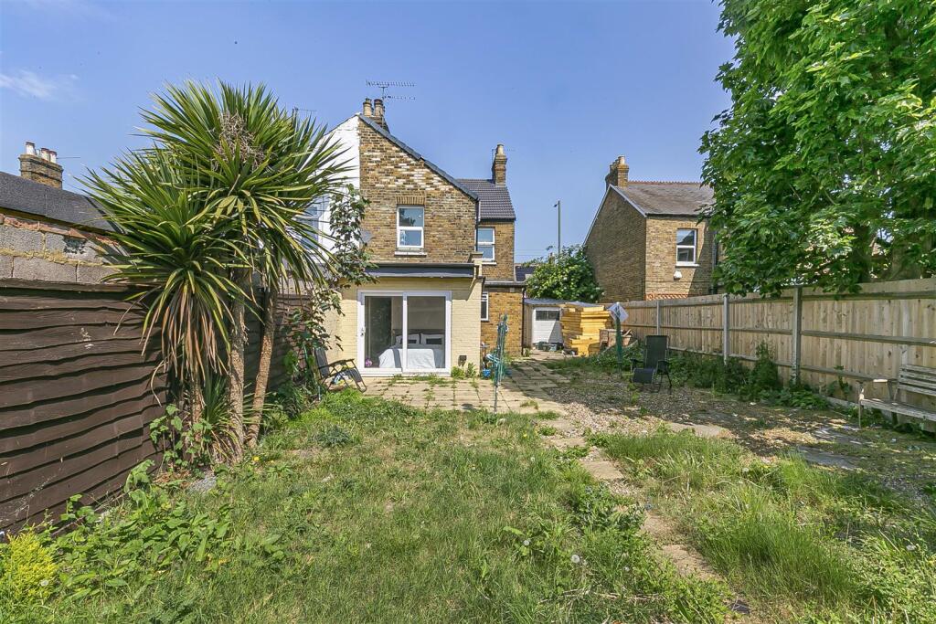 Feltham Road BOH2.JPG