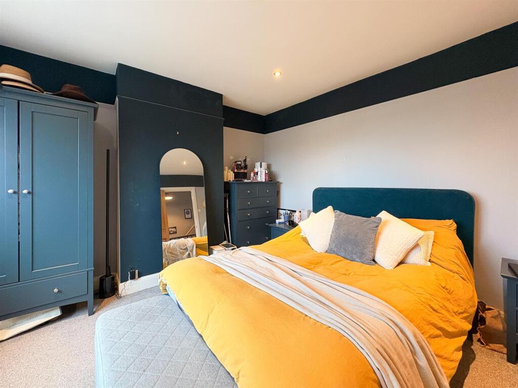 Bedroom-1.jpg