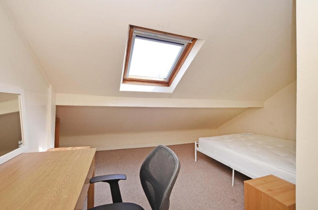 Attic rear.JPG