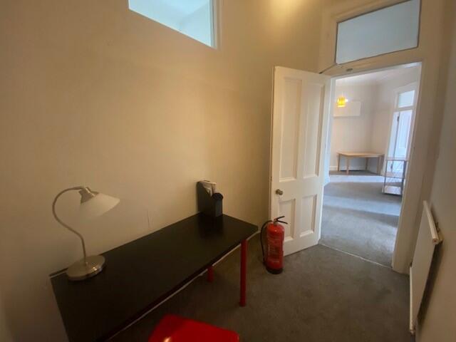 20_16916704149415.jp