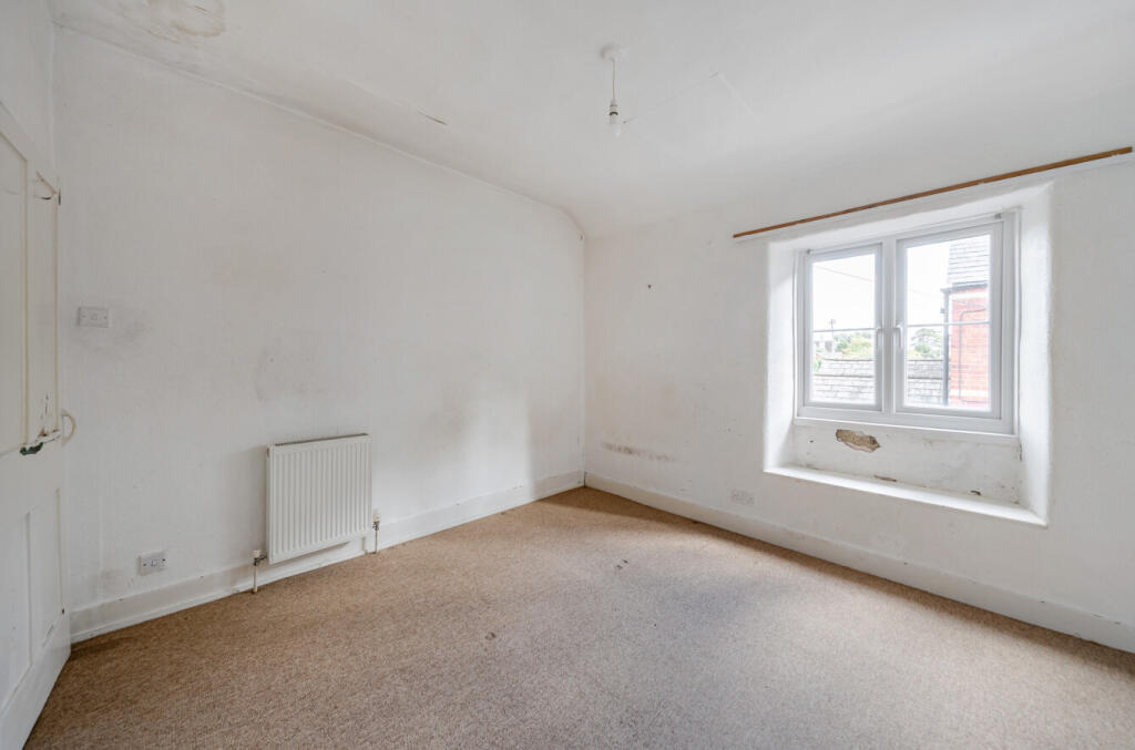 1353846-3-68c2f7c...