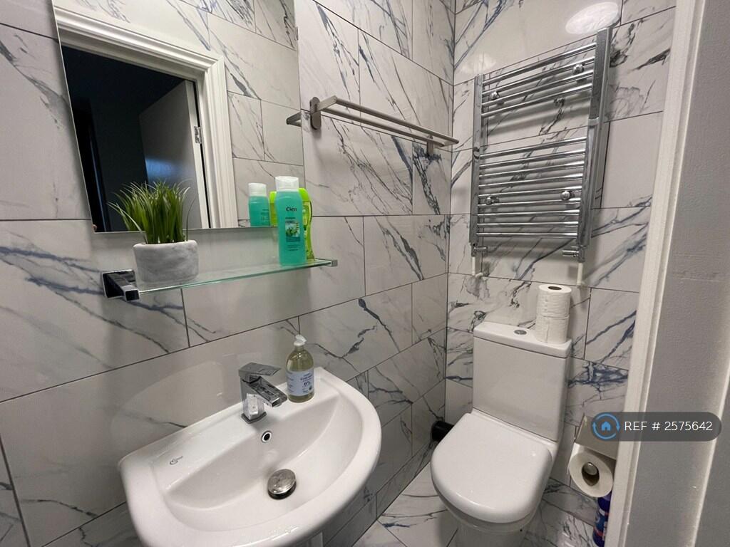 Ensuite Bathroom