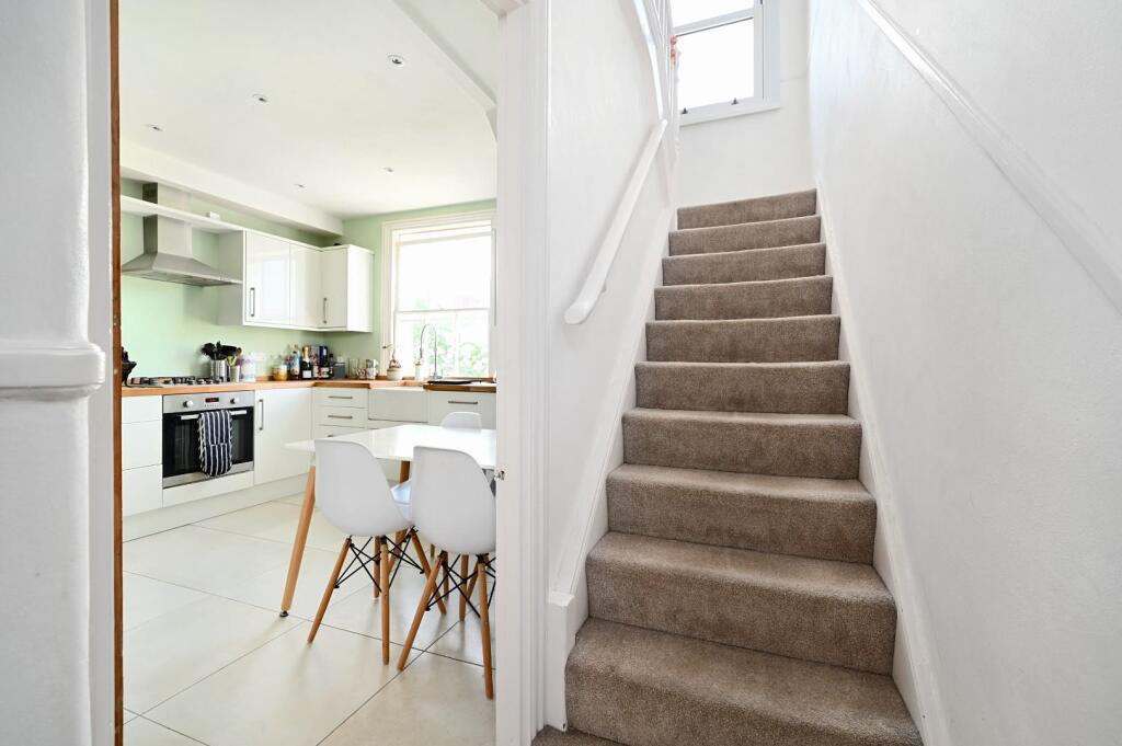 26 Livingstone rd bn3 (23).jpg