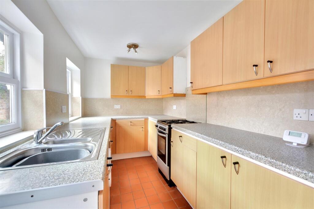 Kitchen_3.jpeg