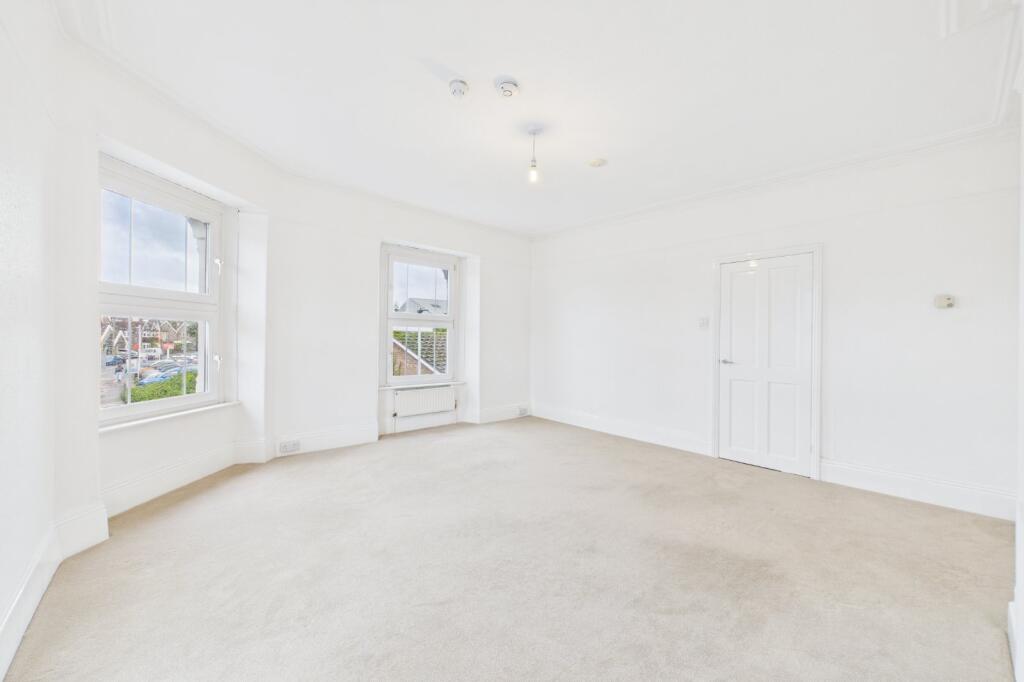 Living Room/ Bedroom