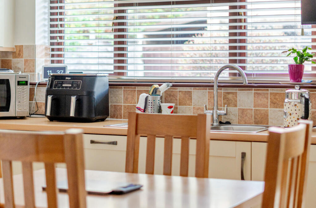 1384025-21-69259c...