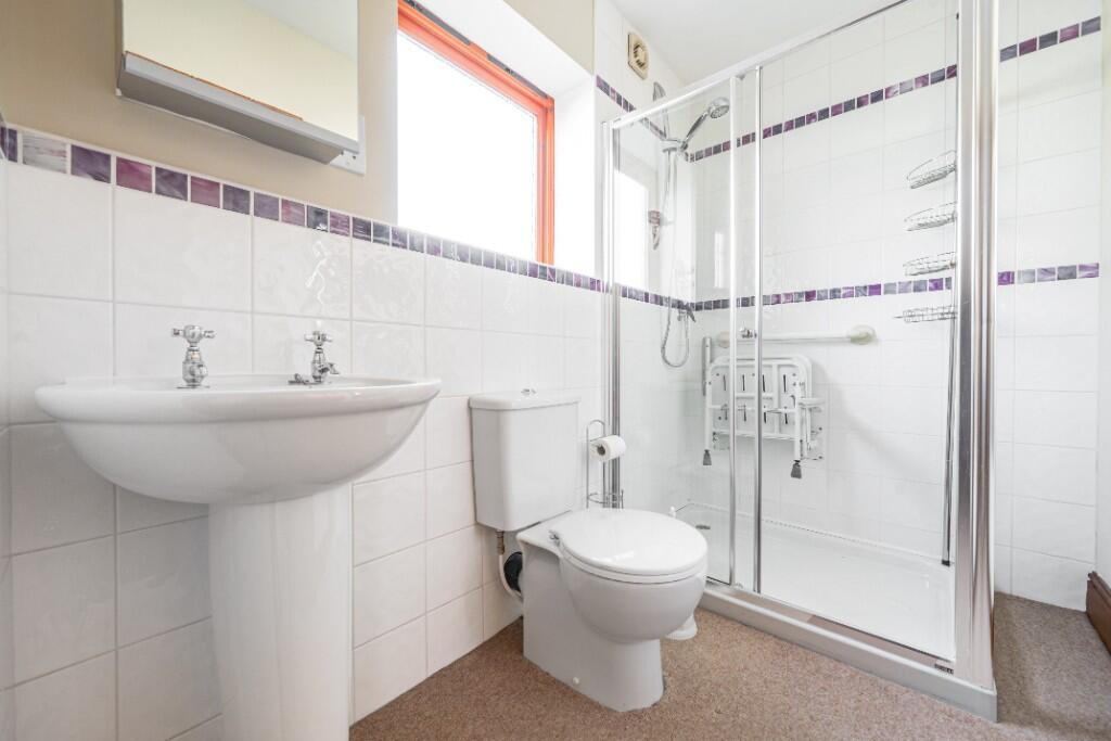 En-suite shower room