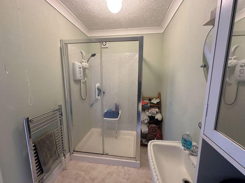 En suite shower room