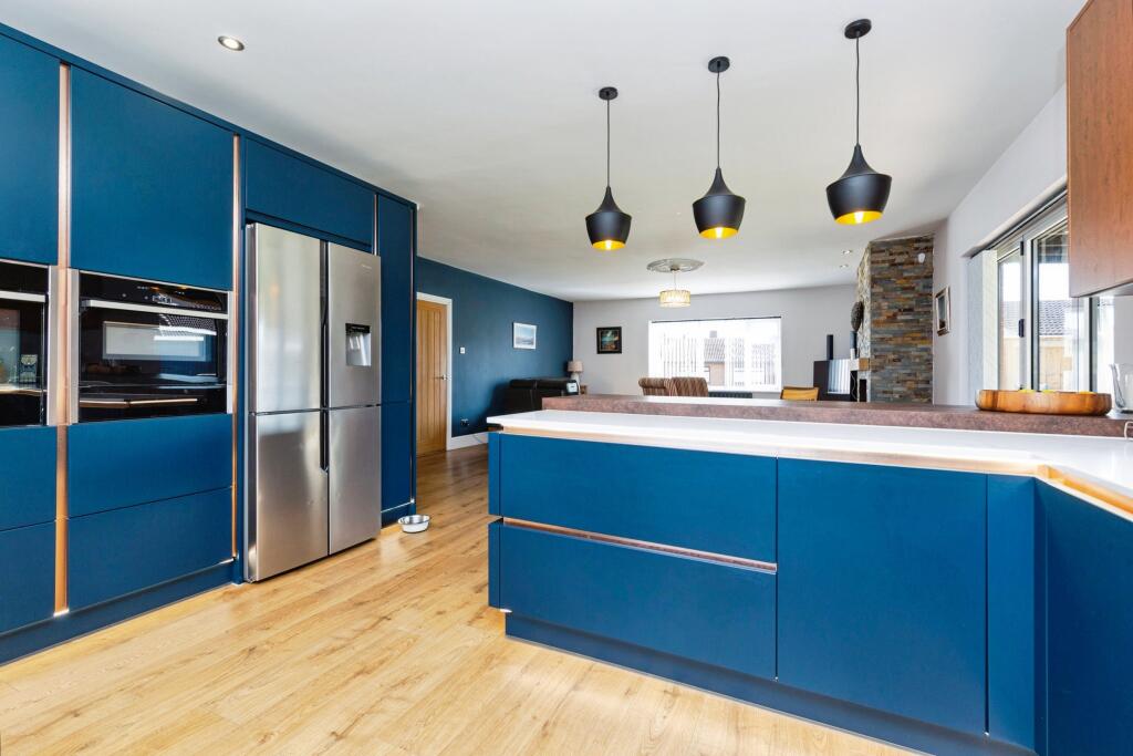 Open Plan Kitchen/Family Room