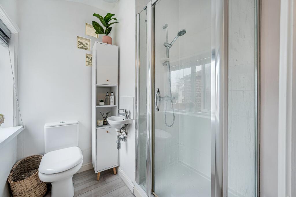 Ensuite