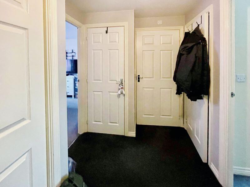 1 Bedroom first floor flat for sale, Chain Court, Old Town