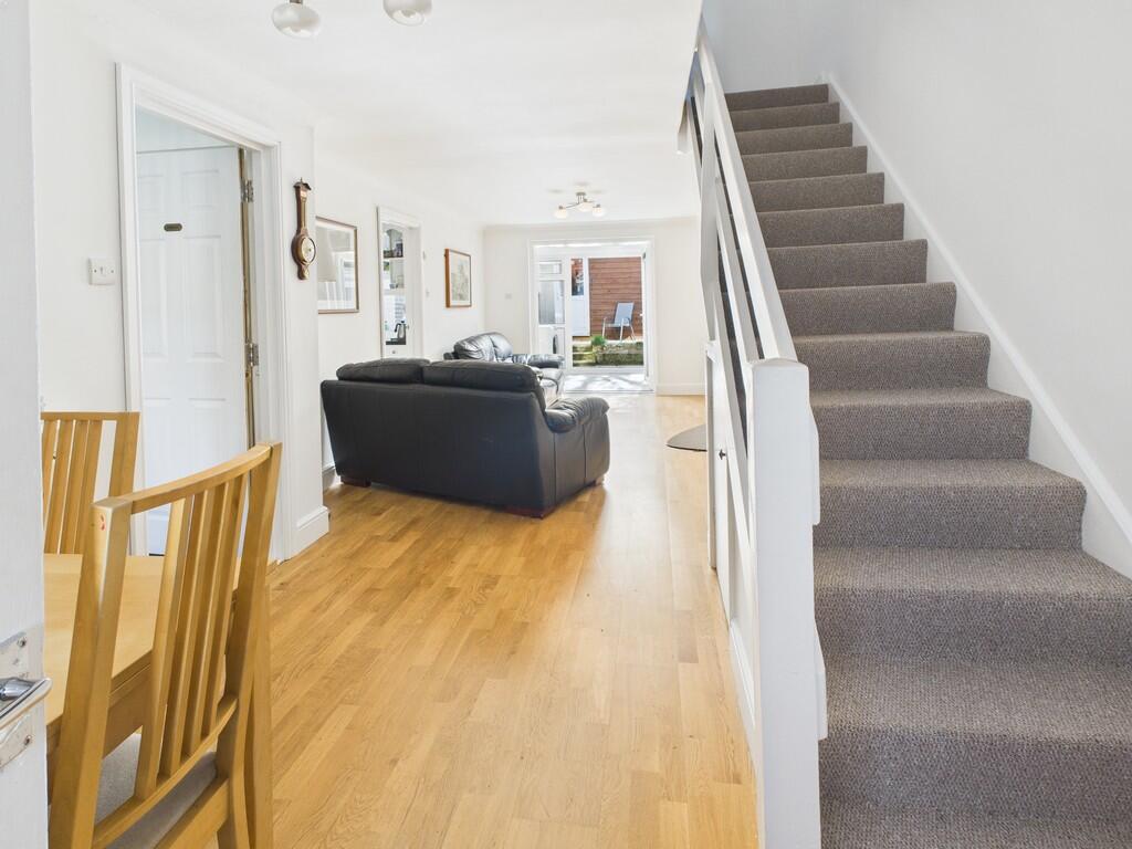 CAM05068G0-PR0056...