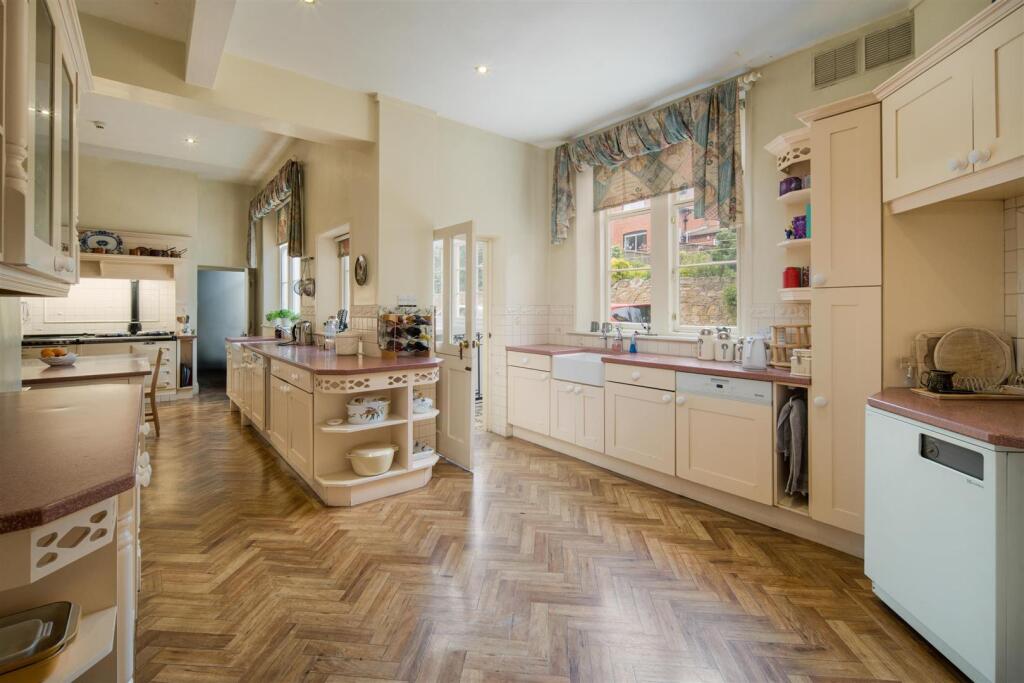 1906-039-websize.jpeg