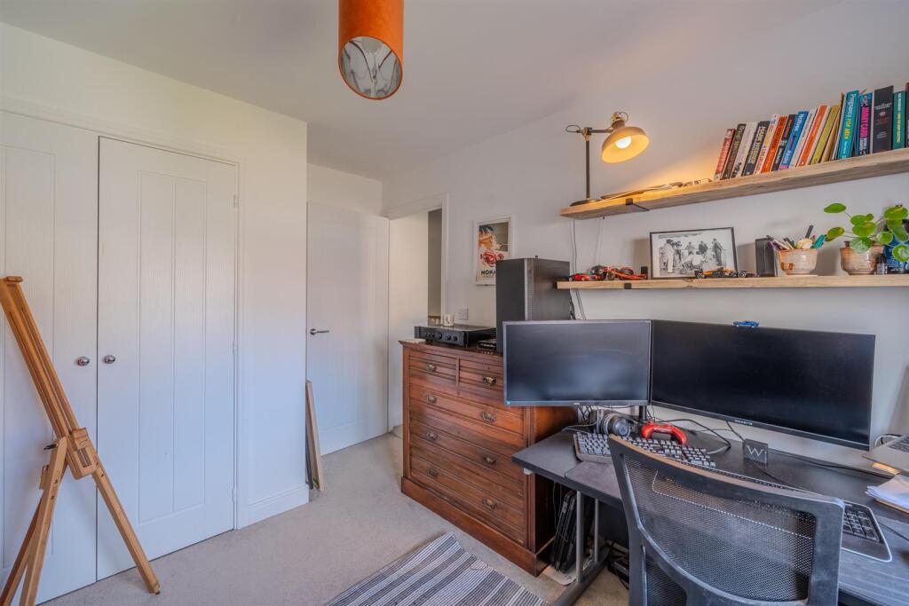 27 Rhodfa¿r Hebog-3.jpg