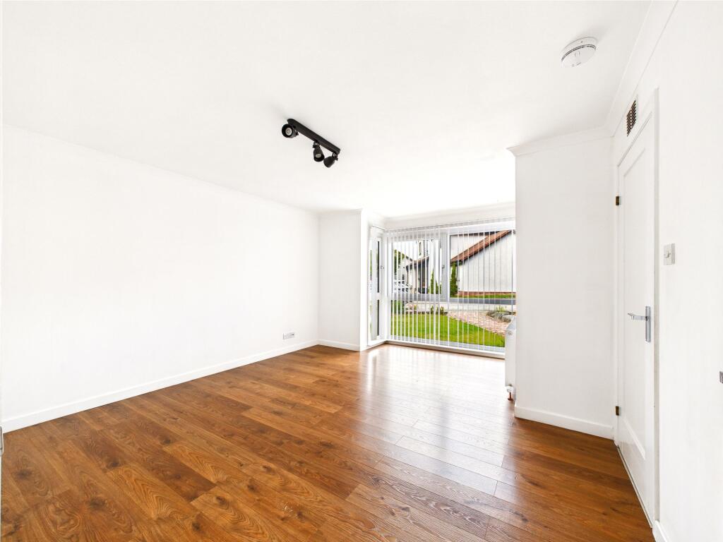 Sitting/Bedroom