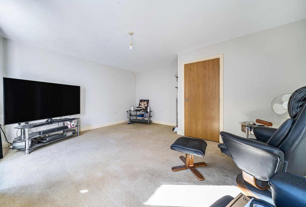 1357274-10-68d170...