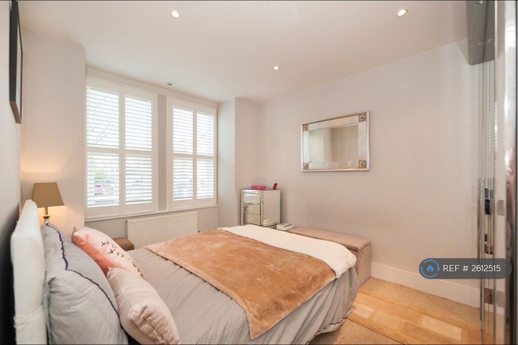 Double Bed