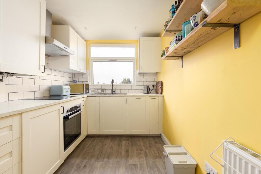 4b Bathwell Road, BS4-1.jpg