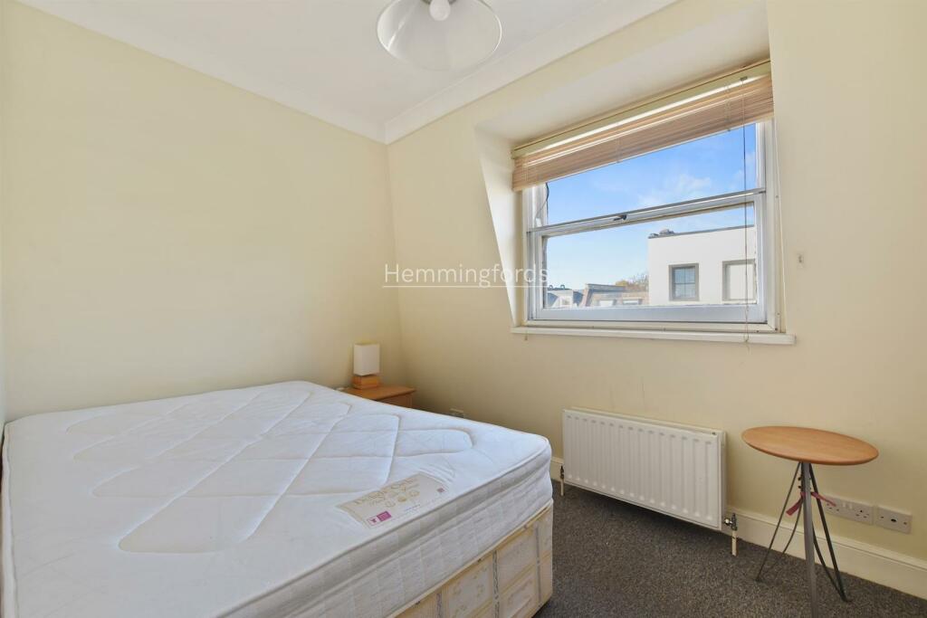 13-8561GCHMF- Flat 3 128B Camden Road -Original (7