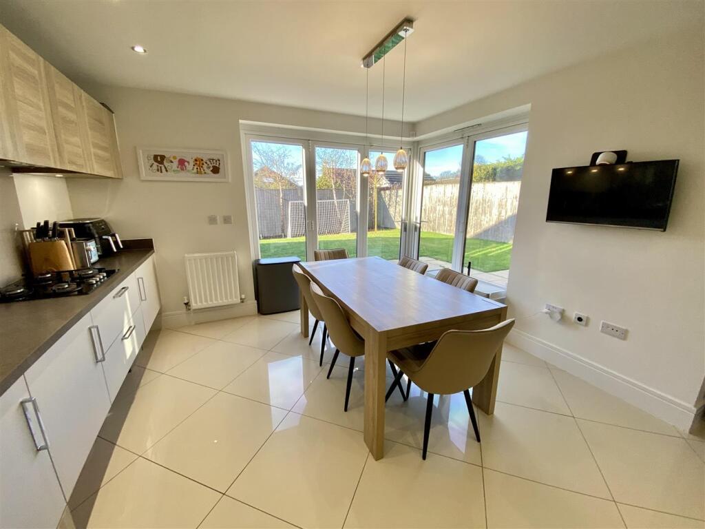 Bramleys Estate Agents - Moorcroft Close - Mirfiel