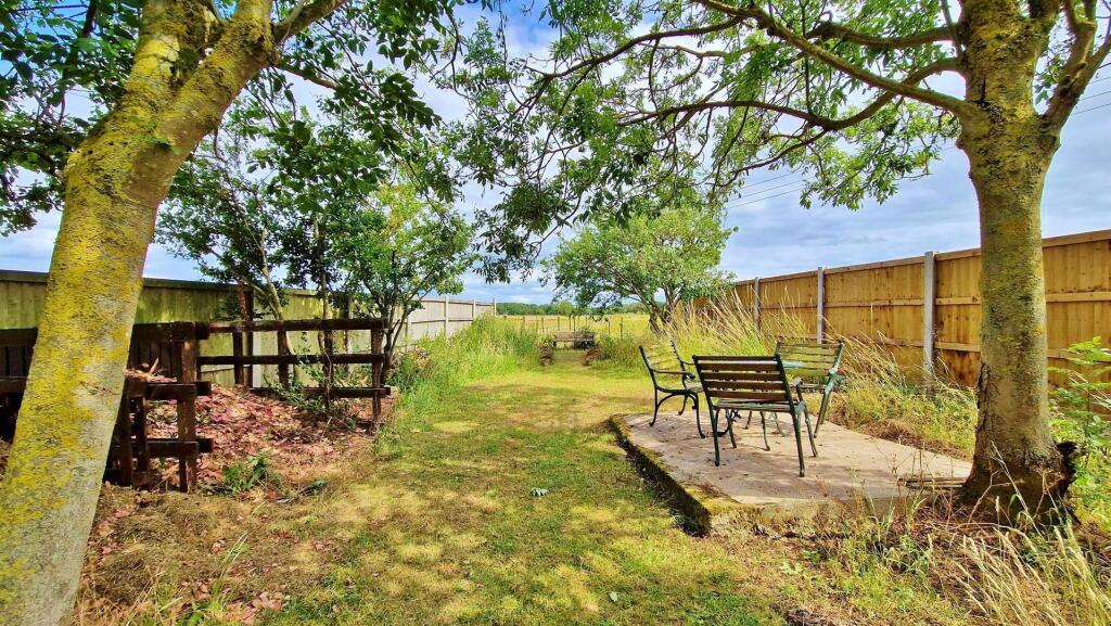 Alternate Outside Rear View 2