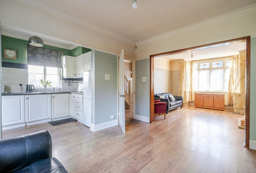 1307245-8-6849492...