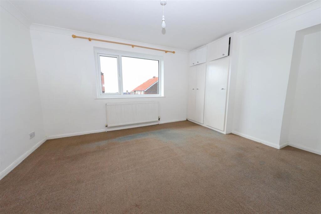 nicholas james The Mount bed 1.jpg