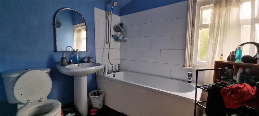 Bathroom / WC