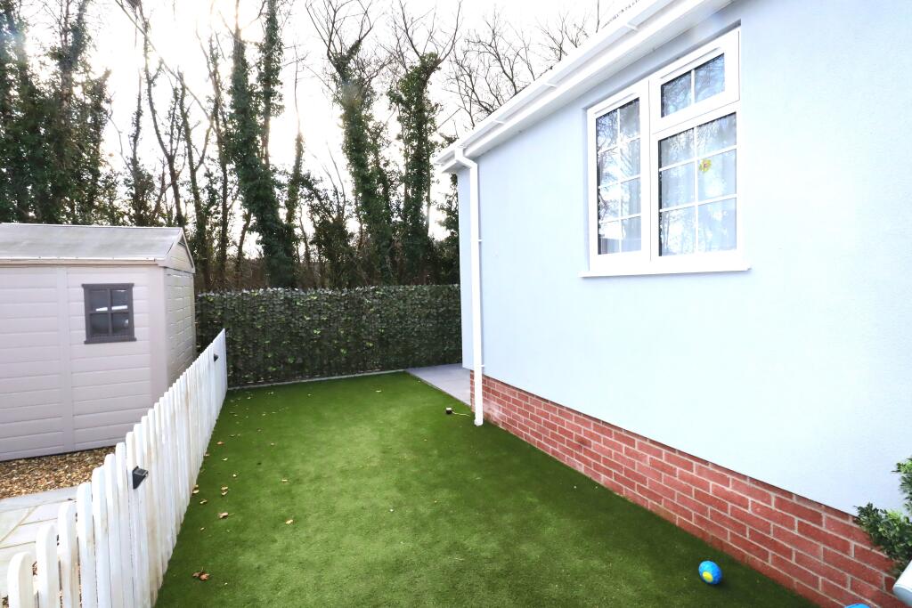 Side garden