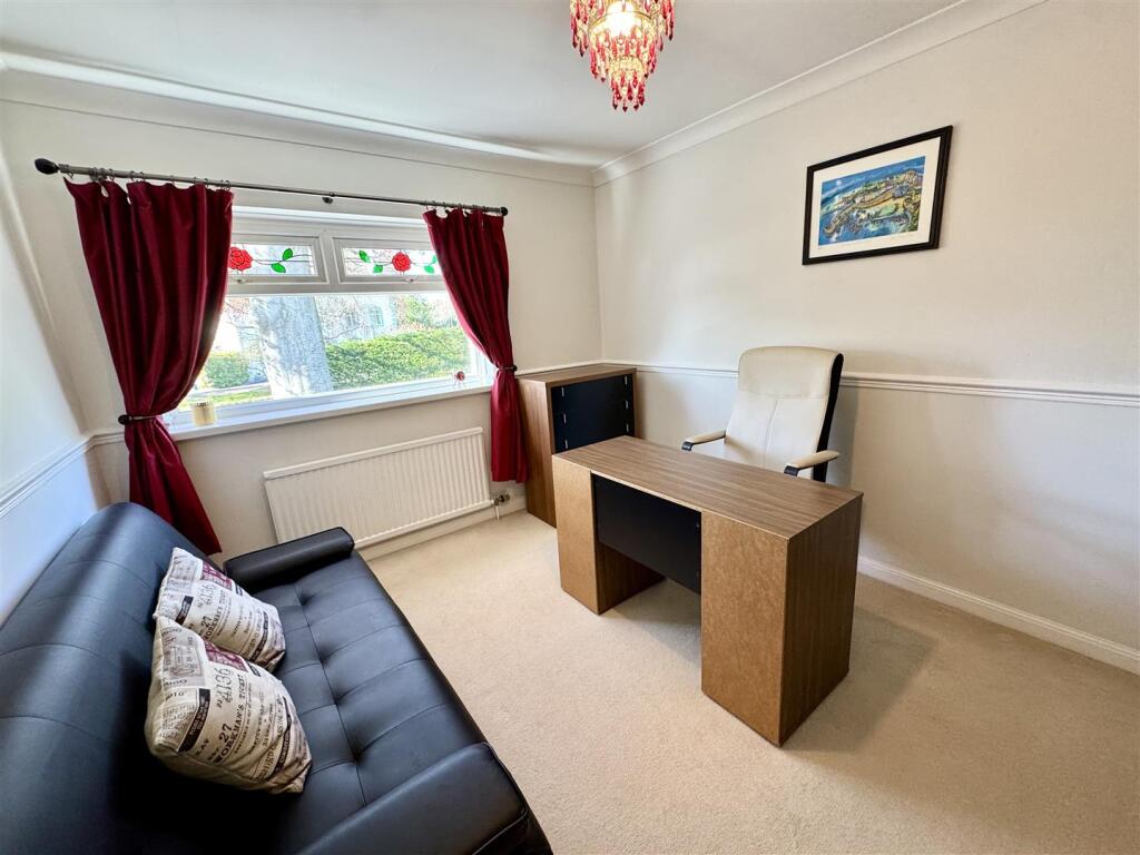 BEDROOM 3