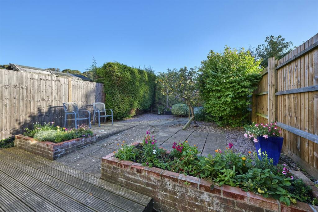 3 Ashton Rd Oundle-3.jpg