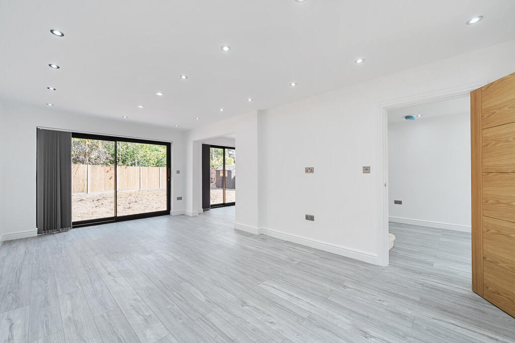 1341336-8-689f674...