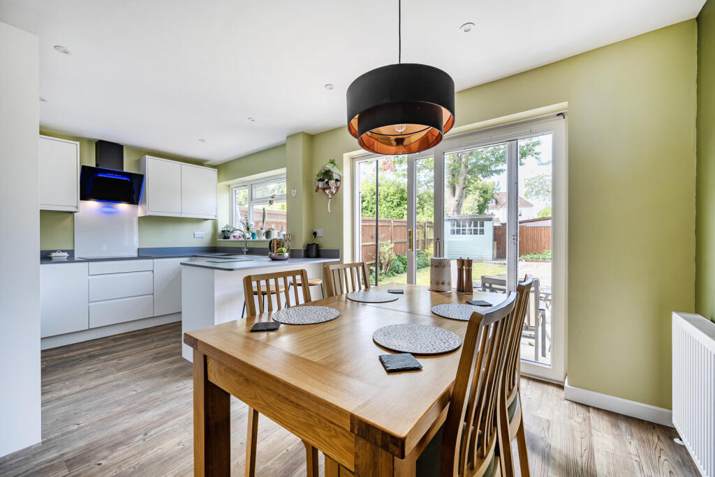 32-681b5f13a7b7c-...