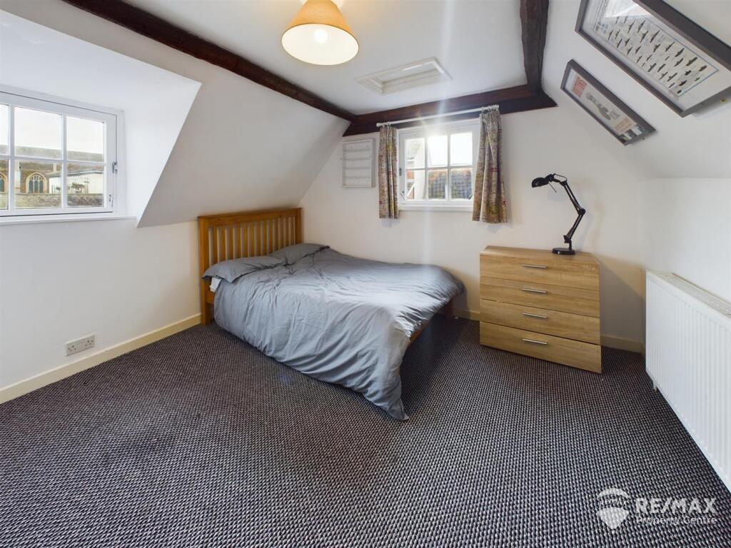Bedroom 3.jpg