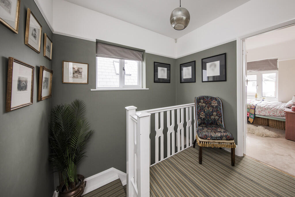 09_Landing_A7A419...