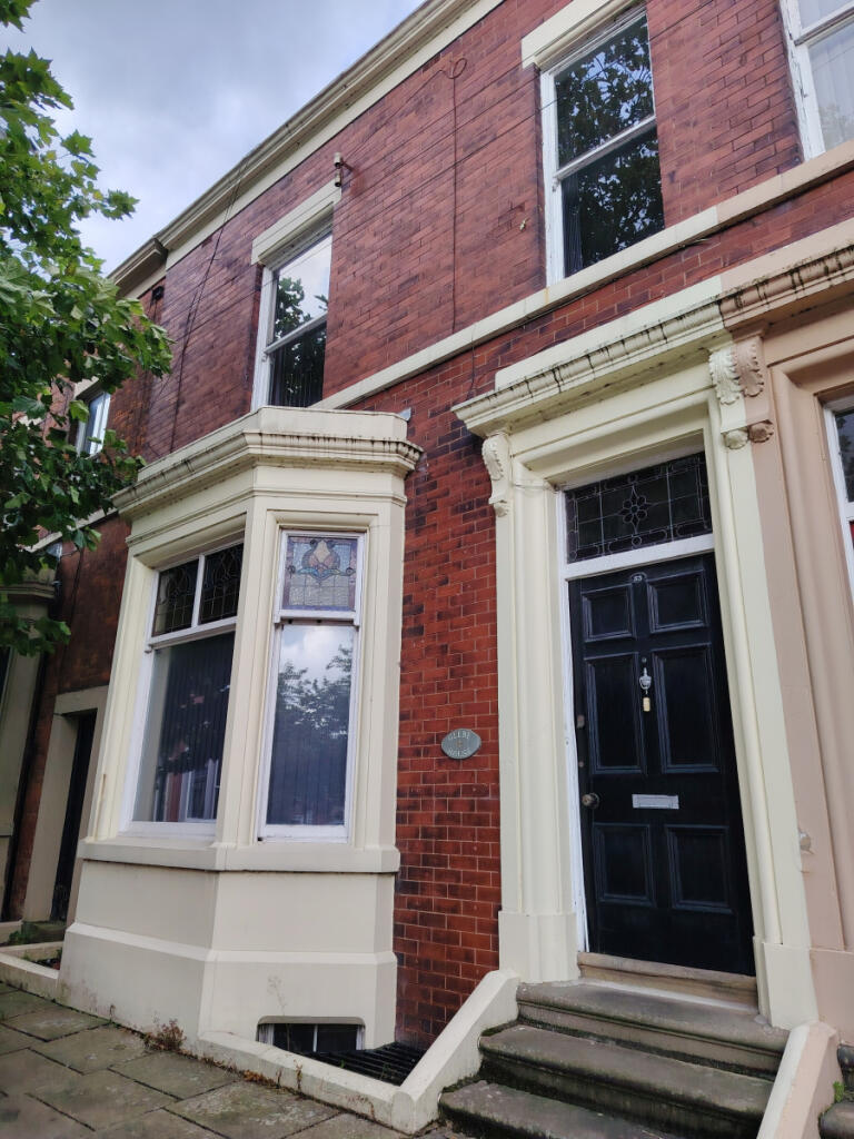 33 Bairstow Street - House Share